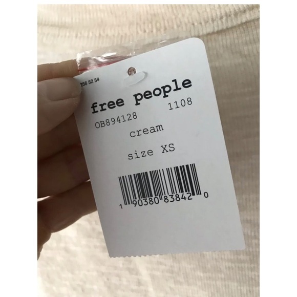 FREE PEOPLE Don’t Forget Me Side Button Top    XS A15 - Picture 3 of 4